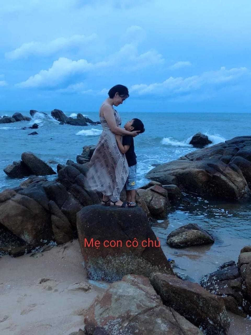 Nha Nghi Hoa Muoi Gio Hotel Tan Tao Buitenkant foto